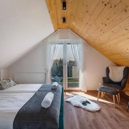 Nad Zalewem Villa *